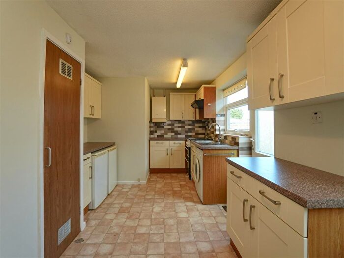 2 Bedroom Detached Bungalow For Sale In Barley View, Wigginton, York, YO32