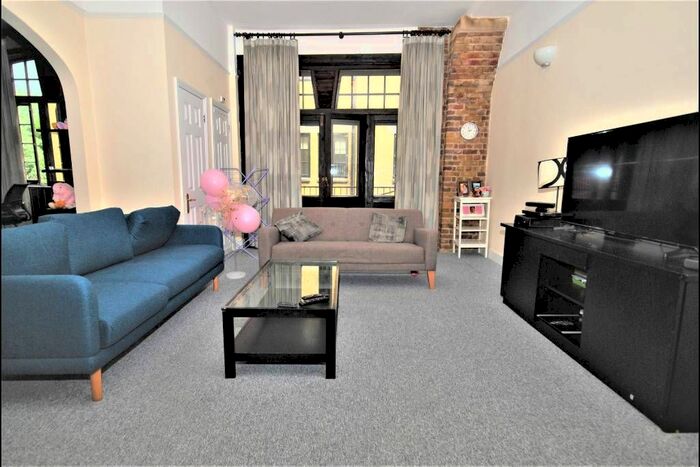 1 Bedroom Flat To Rent In Flat, Telford's Yard, London, London, E1W