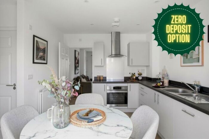 3 Bedroom Semi-Detached House To Rent In Colt Way, Braintree, CM7