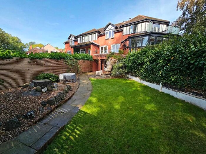 5 Bedroom Town House For Sale In Darley Avenue, Manchester, M20
