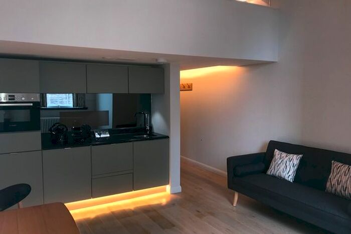 1 Bedroom Flat To Rent In Flat, Mcdonald Road, Broughton, Edinburgh, EH7