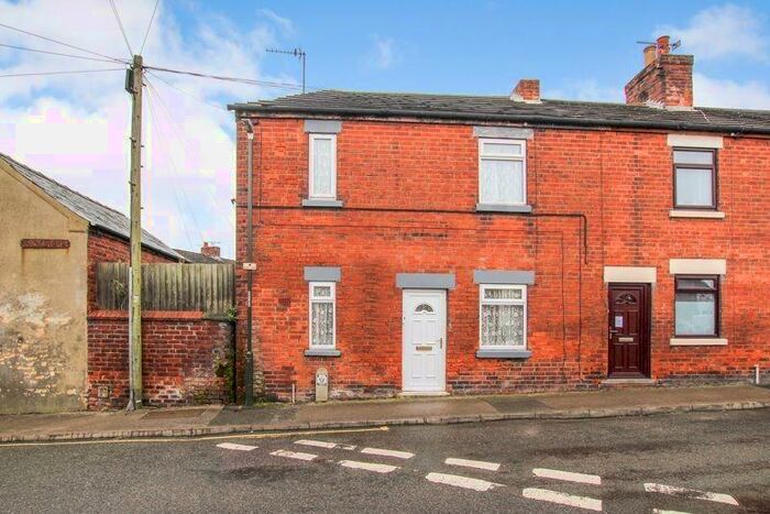 2 Bedroom End Of Terrace House To Rent In Park Road, Ripley, Derbyshire, DE5