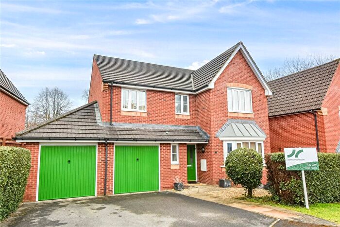4 Bedroom Detached House To Rent In Fruitfields Close, Devizes, Wiltshire, SN10