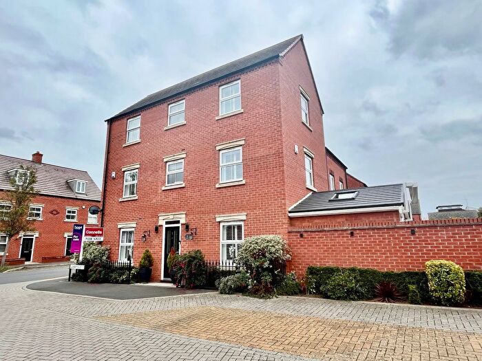 4 Bedroom Town House For Sale In Lambert Court, Newport Pagnell, MK16