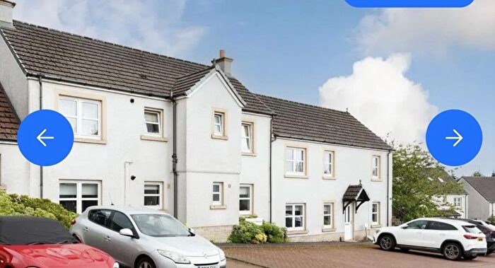 2 Bedroom Flat To Rent In Mallots View, Newton Mearns, G77