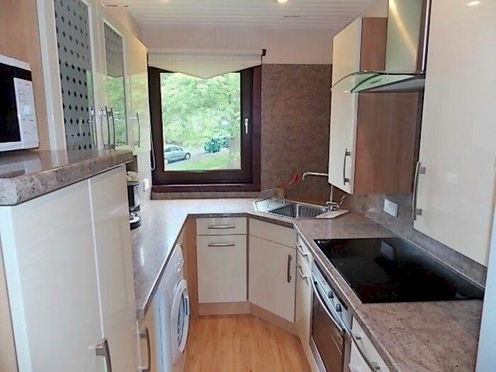 3 Bedroom Flat To Rent In Loganlee Terrace, Dundee, DD2