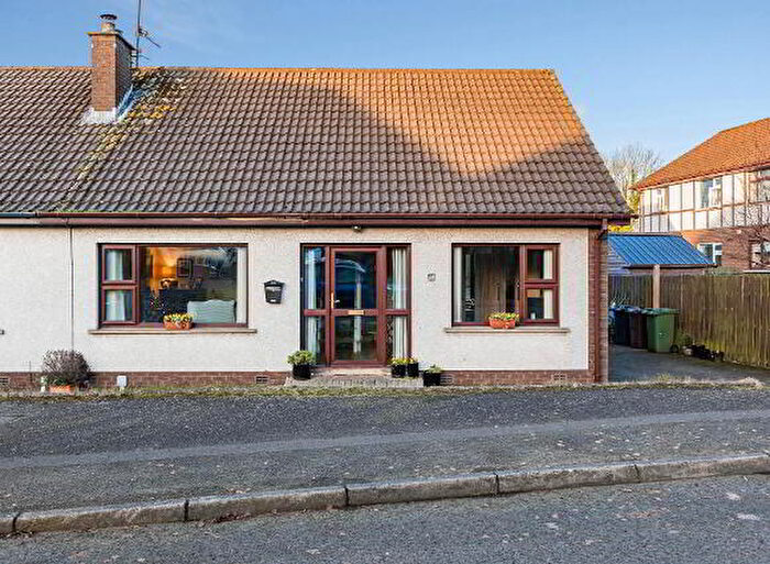 3 Bedroom Semi-detached Bungalows For Sale In Eglantine Park, Hillsborough, BT26