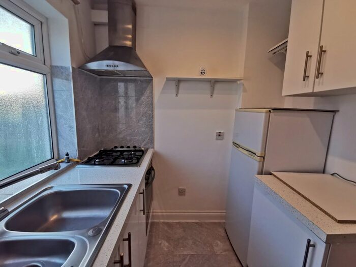 1 Bedroom Flat To Rent In Eastcote Lane, South Harrow, Harrow HA2
