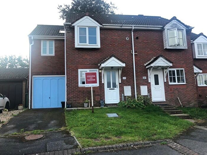 3 Bedroom End Of Terrace House To Rent In Camellia Drive, Warminster, BA12