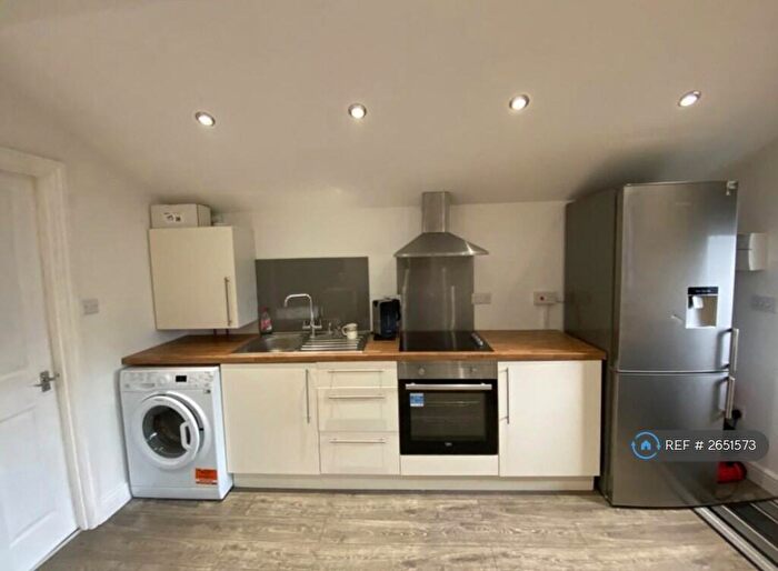 Studio To Rent In Franks Lane, Cambridgeshire, CB4