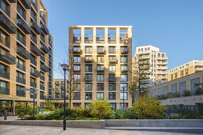 1 Bedroom Flat To Rent In Jubilee Walk, Clerkenwell, WC1X