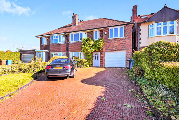 5 Bedroom Semi-Detached House To Rent In Kedleston Road, Derby, Derbyshire, DE22