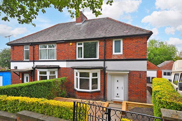 3 Bedroom Semi-Detached House To Rent In Southey Rise, Sheffield, S5