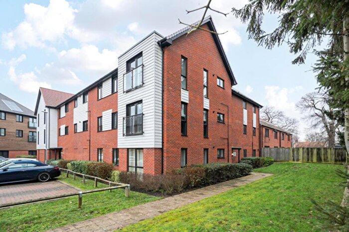 1 Bedroom Apartment For Sale In Charlotte Way, Leybourne, West Malling, ME19