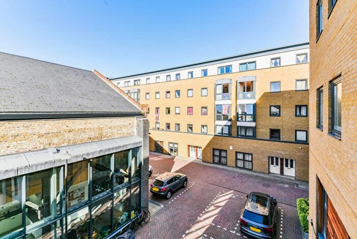 1 Bedroom Apartment For Sale In Forge Square, Canary Wharf, E14