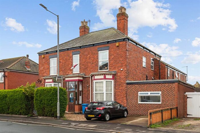 5 Bedroom Detached House For Sale In Queen Street, Withernsea, HU19