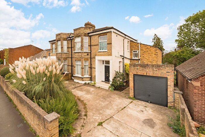 4 Bedroom Semi-Detached House To Rent In Swan Road, Feltham, TW13
