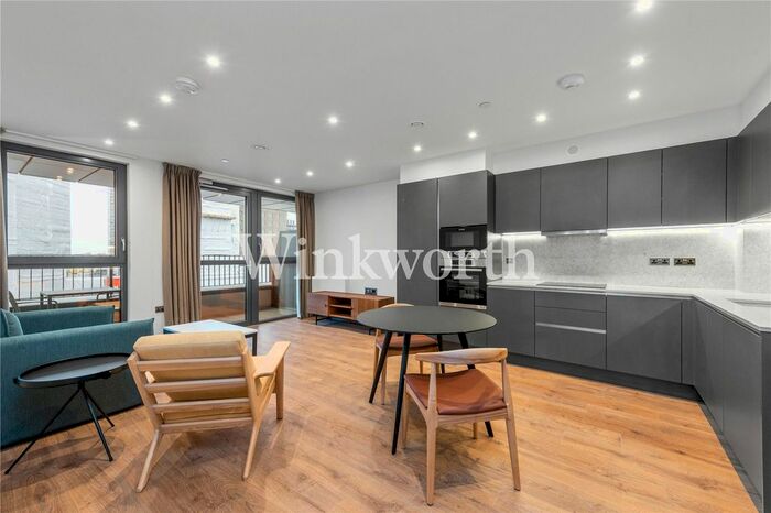 1 Bedroom Flat To Rent In Watermead Way, London, N17