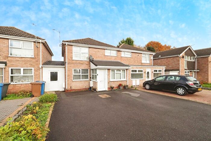 4 Bedroom Semi Detached House For Sale In Briar Lea Close, Sinfin, Derby, DE24