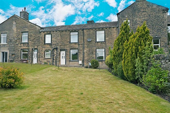 2 Bedroom Terraced House For Sale In Prospect Terrace, Barkisland, Halifax, HX4
