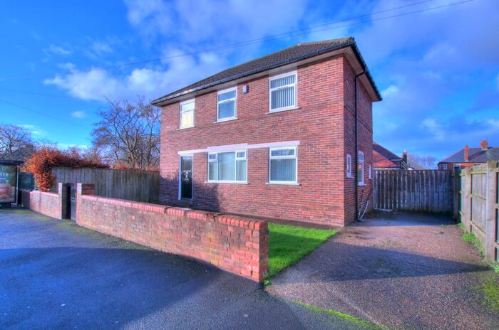 3 Bedroom Detached House To Rent In Two Ball Lonnen, Fenham, Newcastle Upon Tyne, NE4