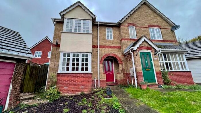 3 Bedroom Property To Rent In Beech Avenue, Halstead, CO9