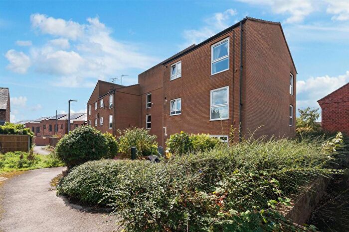 1 Bedroom Flat For Sale In Alderley Walk, Macclesfield, SK11