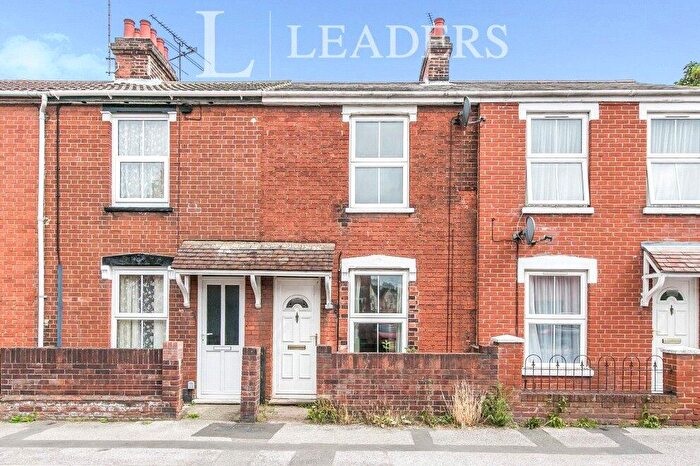 2 Bedroom House To Rent In Bramford Lane, Ipswich, IP1