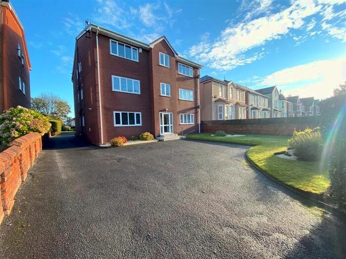 2 Bedroom Flat To Rent In 63 Alexandra Road, Southport PR9