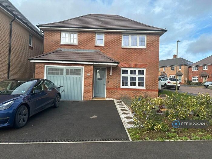 4 Bedroom Detached House To Rent In Thomas Crouch Drive, Oxford, OX14