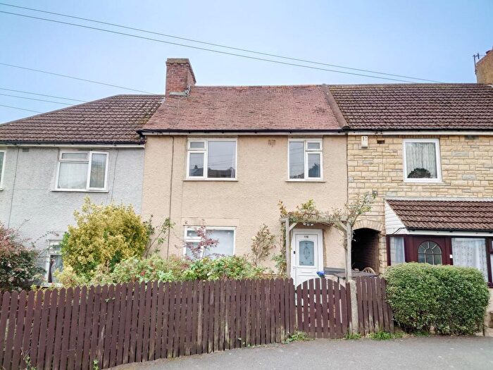 3 Bedroom Terraced House For Sale In Gibbon Road, Newhaven, BN9