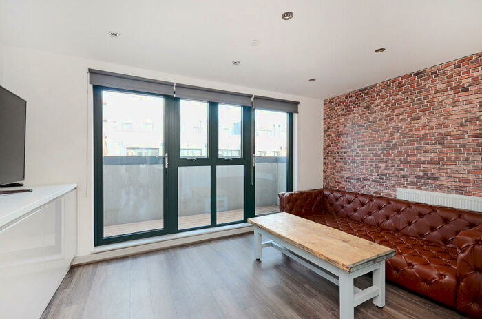 1 Bedroom Flat To Rent In Dun Street, Sheffield, S3