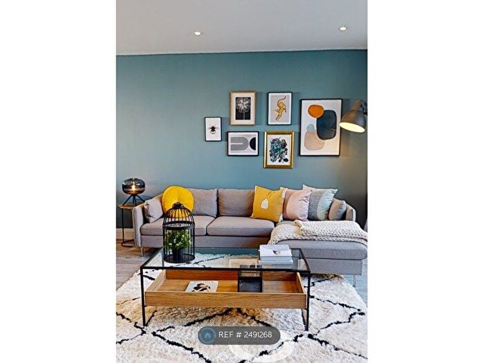 4 Bedroom Detached House To Rent In Park View Mews, London, SE13