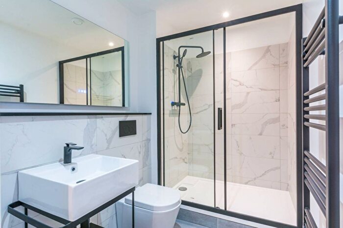 1 Bedroom Flat To Rent In Kingston Road, Wimbledon, London, SW20