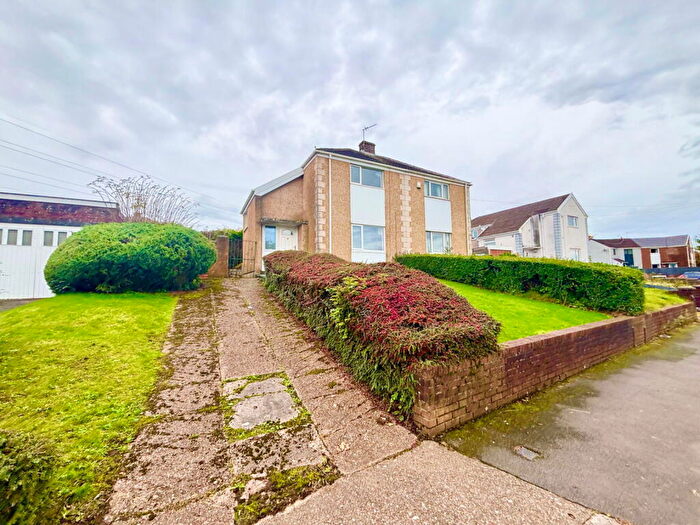 2 Bedroom Semi Detached House For Sale In Carmel Road, Winch Wen, Swansea, SA1