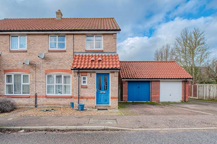 3 Bedroom Semi-Detached House For Sale In Millers Drive, Dickleburgh, IP21