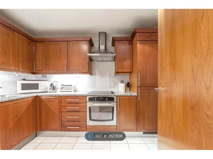 1 Bedroom Flat To Rent In East Block, London, SE1