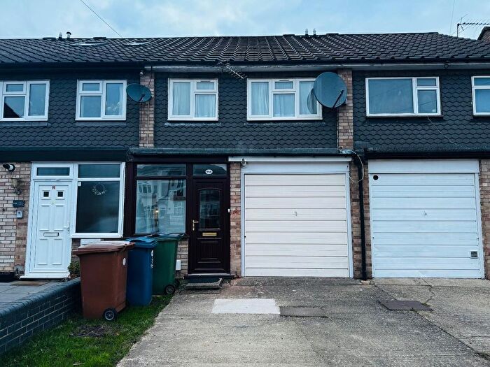 4 Bedroom Semi-Detached House To Rent In Nibthwaite Road, Harrow, HA1