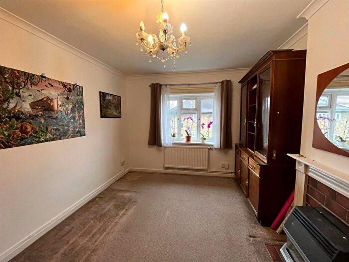 1 Bedroom Apartment To Rent In Warkworth Road, Tottenham, London, N17