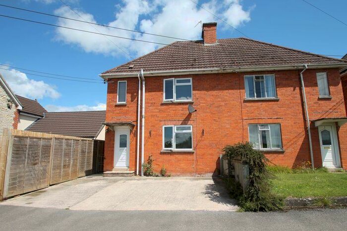 3 Bedroom Semi-Detached House For Sale In North Wootton, BA4