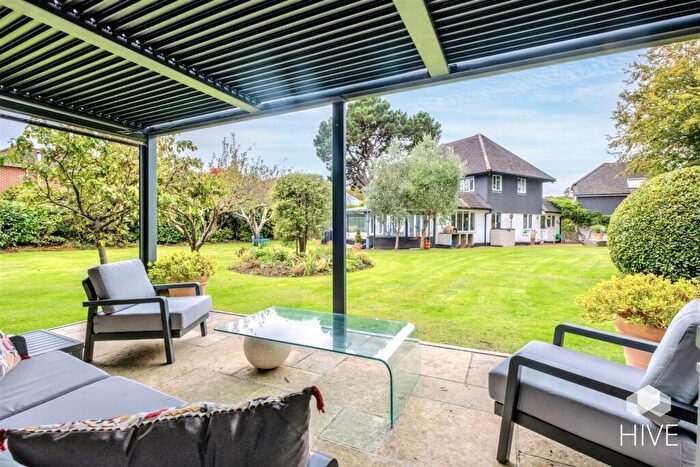 4 Bedroom Detached House For Sale In Church Mead House, Lymington, SO41