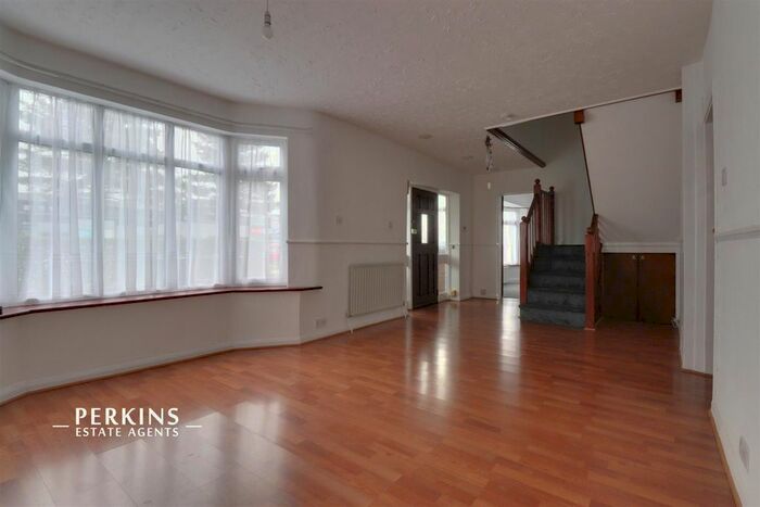 5 Bedroom End Of Terrace House To Rent In Stanmore, HA7