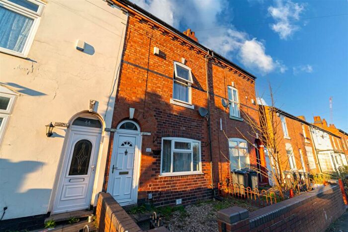 2 Bedroom House To Rent In St. Stephens Road, Selly Oak, Birmingham, West Midlands, B29