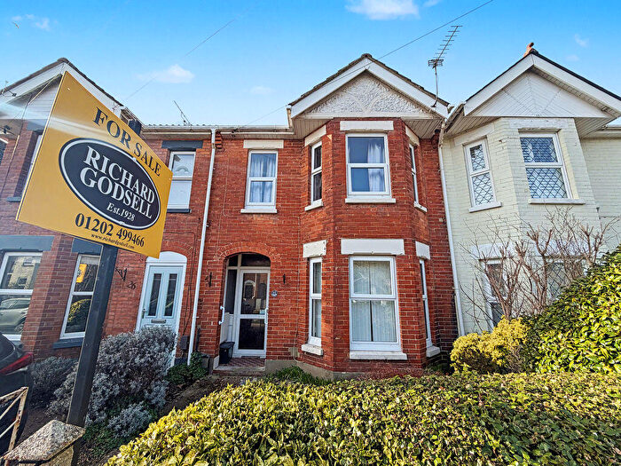 3 Bedroom Terraced House For Sale In Christchurch, BH23