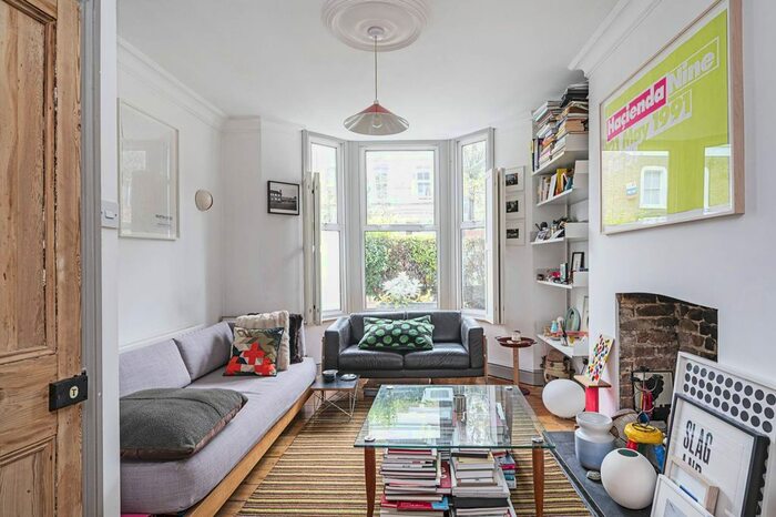 1 Bedroom Flat To Rent In Blurton Road, Clapton, London, E5