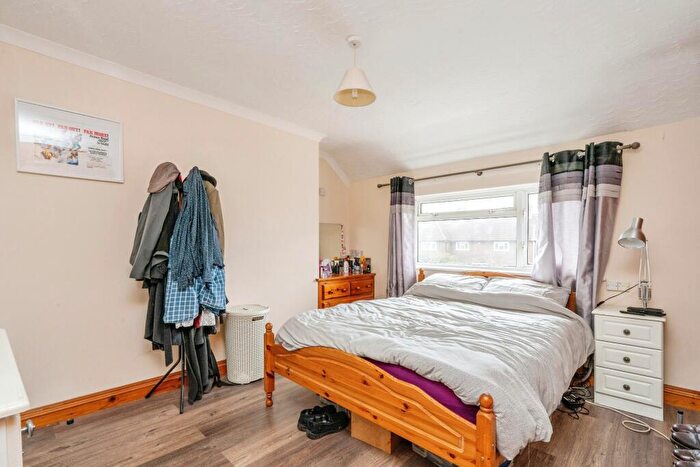 3 Bedroom Terraced House For Sale In Mill Pond Road, Gosport, Hampshire, PO12