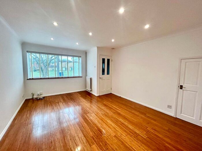 3 Bedroom Terraced House To Rent In Pinewood Park, Farnborough, Hampshire, GU14