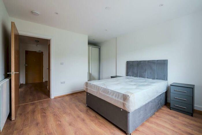 1 Bedroom Apartment To Rent In Well Farm Road Whyteleafe, CR3