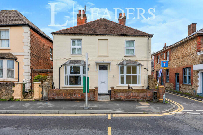 2 Bedroom Apartment To Rent In Woodbridge Road, Guildford, GU1