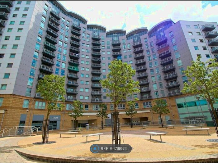 2 Bedroom Flat To Rent In Alencon Link, Basingstoke, RG21